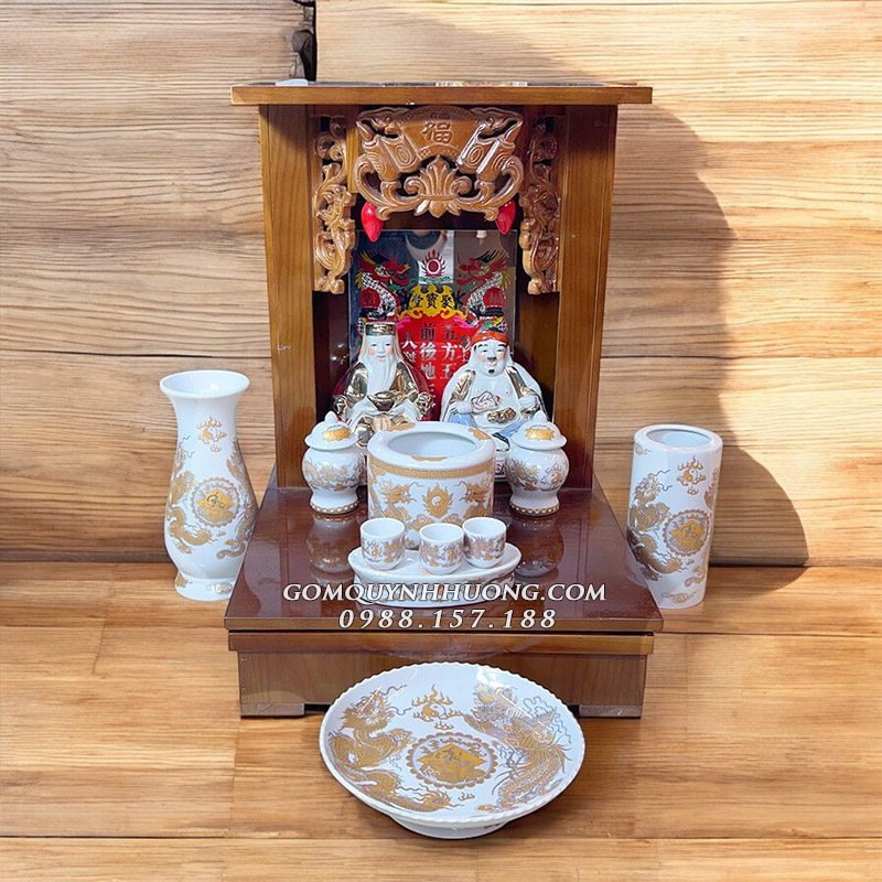 Đồ thờ cho bàn thần tài men vàng ánh kim