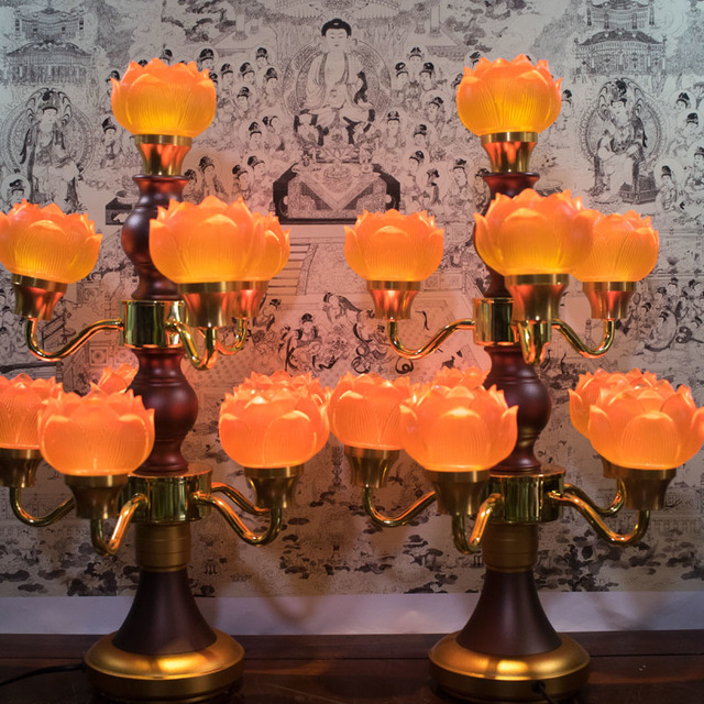 Chọn lọc) 5 mẫu đèn bàn thờ đẹp, ý nghĩa, hợp phong thủy