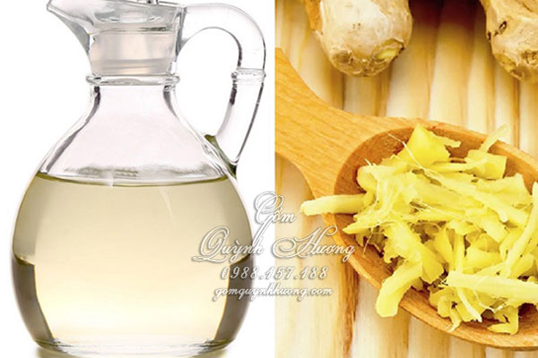 Ngâm rượu gừng nghệ cho bà đẻ