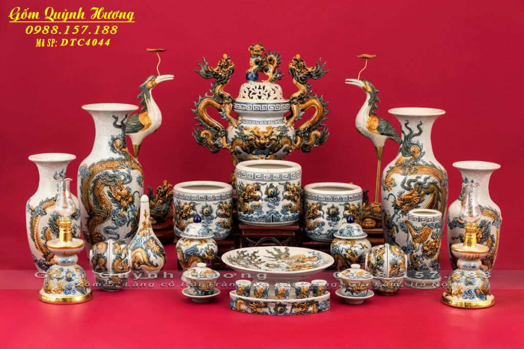 Bộ đồ thờ gia tiên đầy đủ gồm những gì