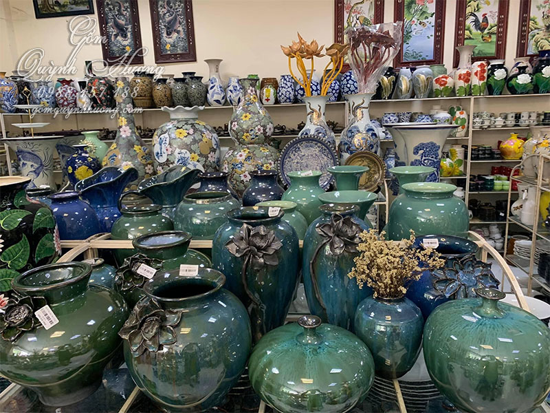 Sản phẩm tại xưởng sản xuất gốm sứ