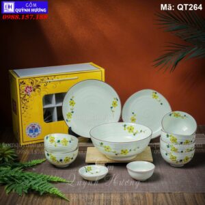 Bộ bàn ăn cao cấp làm quà tặng vẽ mai vàng mã QT264
