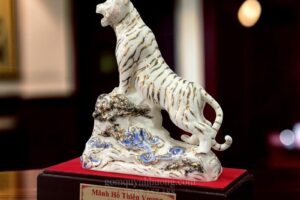 Tượng con hổ tượng trưng cho gì trong văn hóa?
