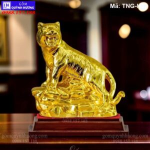 Mẫu tượng hổ mạ vàng trên nền vàng mã TNG-H02